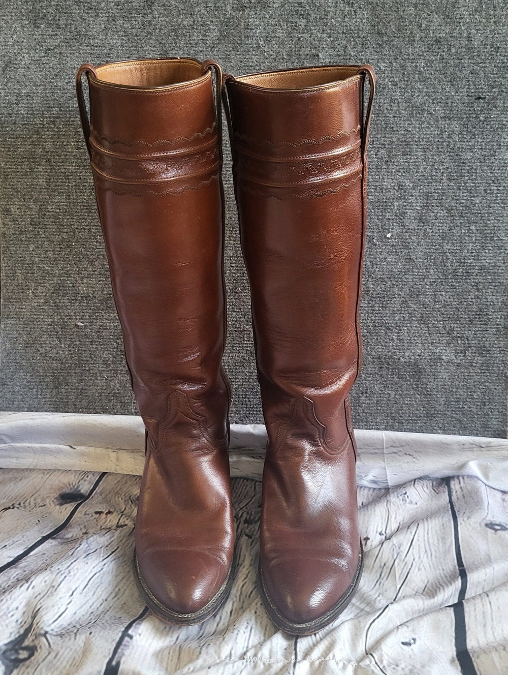 Lucchese Vintage Tall Brown Leather Riding Boots. 7.5b - Picture 2 of 12